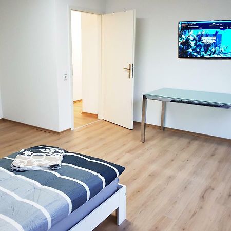 ホテル Monteurzimmer Obersulm エクステリア 写真